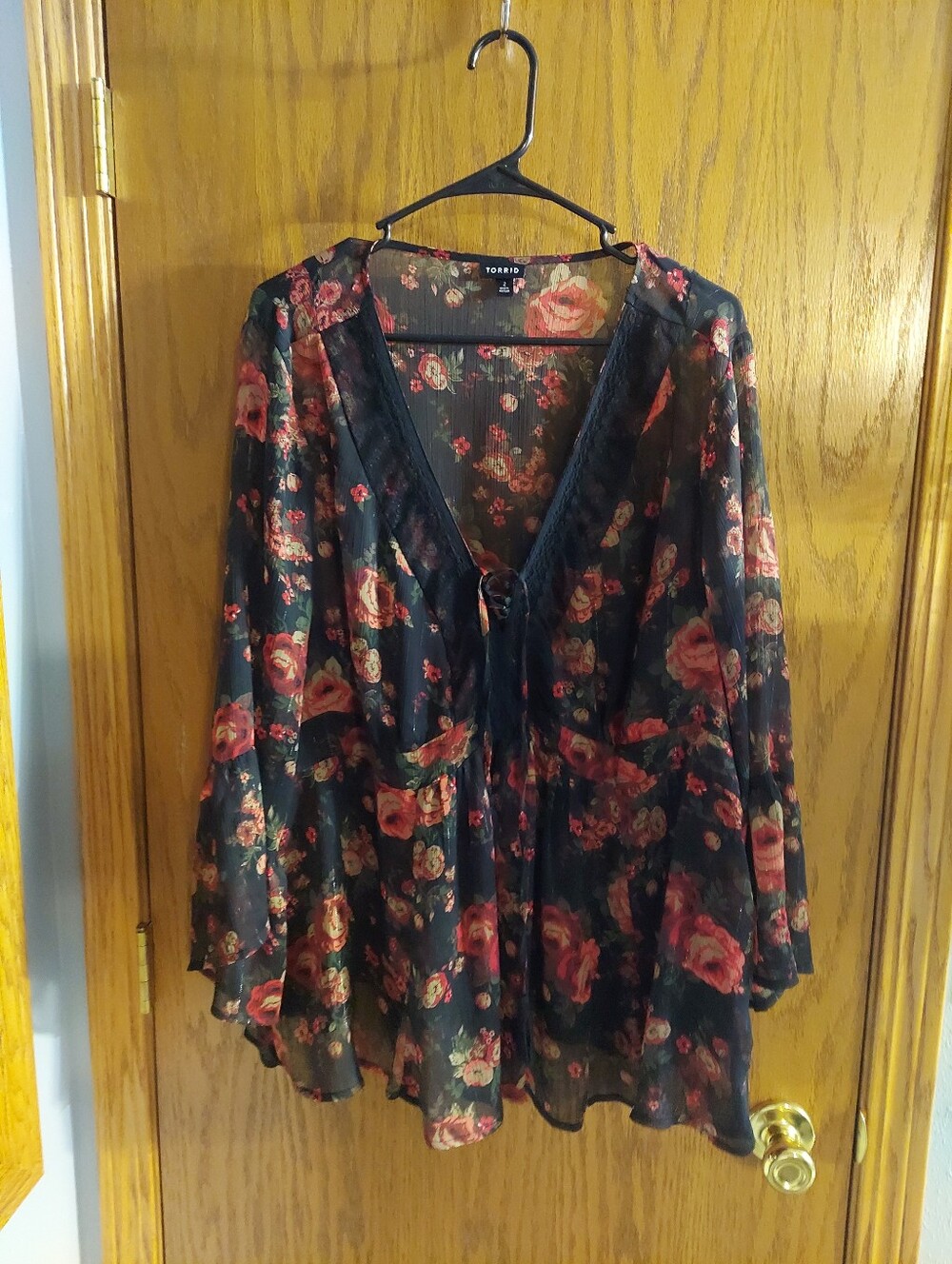 Torrid Floral Chiffon Lace-Up Lurex Metallic Babydoll Top Size 2 (2X)
